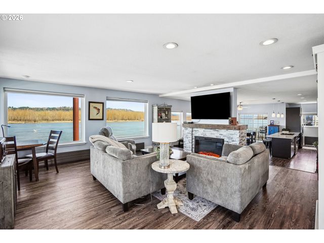 19609 Ne Marine Dr B18, Portland, OR 97230