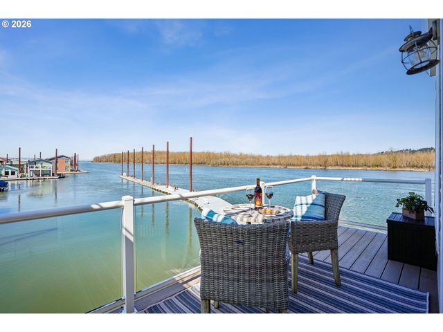 19609 Ne Marine Dr B18, Portland, OR 97230