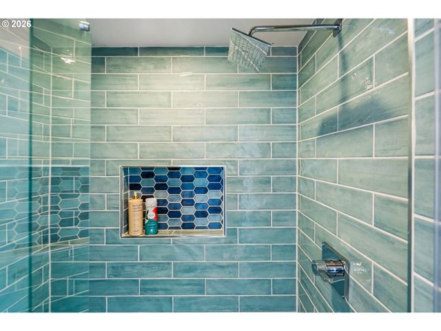 19609 Ne Marine Dr B18, Portland, OR 97230