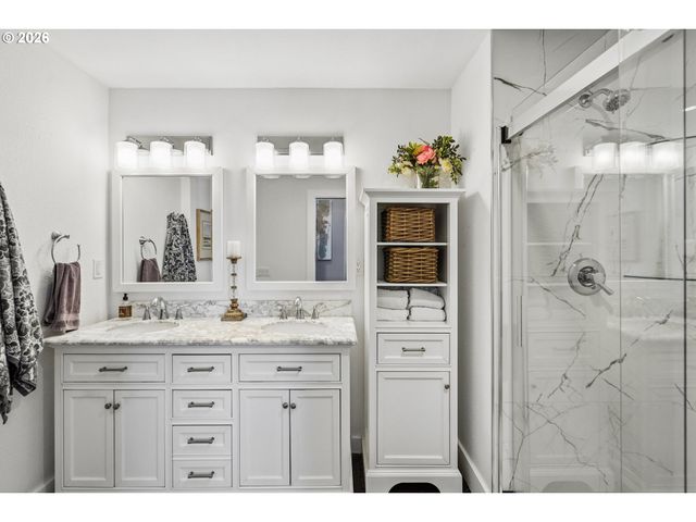 19609 Ne Marine Dr B18, Portland, OR 97230