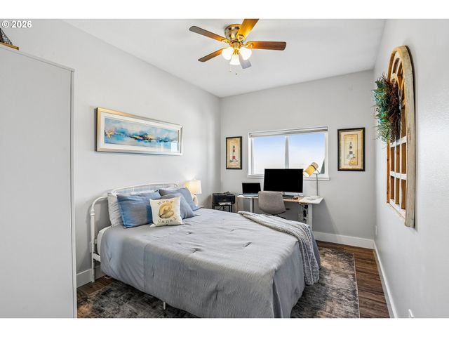 19609 Ne Marine Dr B18, Portland, OR 97230