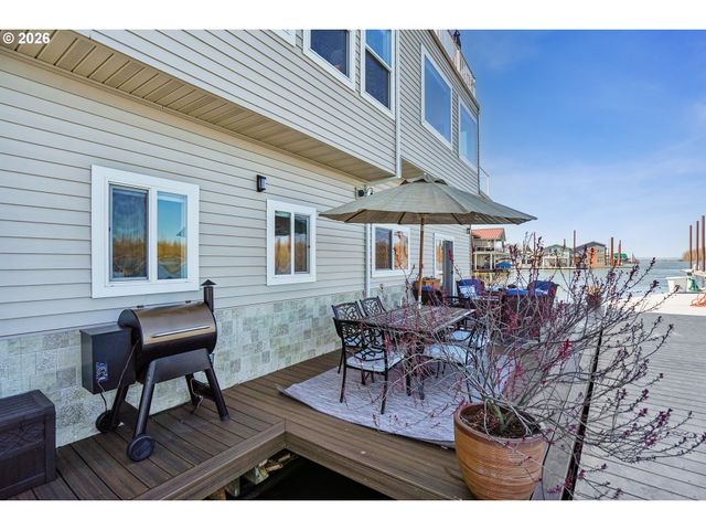 19609 Ne Marine Dr B18, Portland, OR 97230