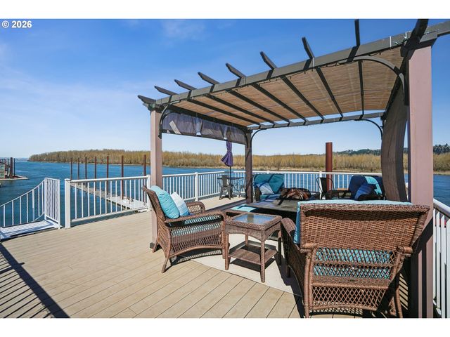 19609 Ne Marine Dr B18, Portland, OR 97230