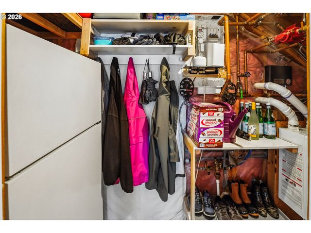 19609 Ne Marine Dr B18, Portland, OR 97230