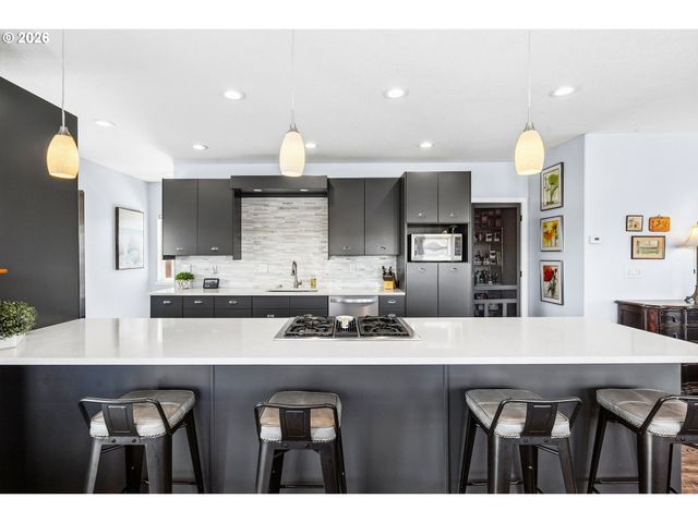 19609 Ne Marine Dr B18, Portland, OR 97230