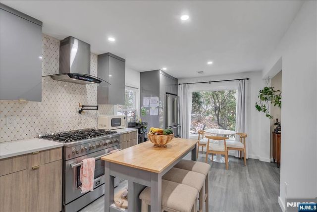 34 Forest Avenue, Montvale, NJ 07645