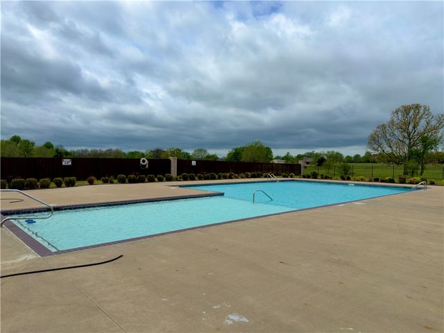 1275 Giulia Avenue, Tontitown, AR 72762