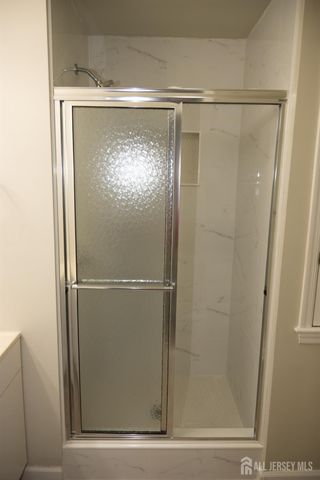 494 Harris Avenue B, Middlesex, NJ 08846