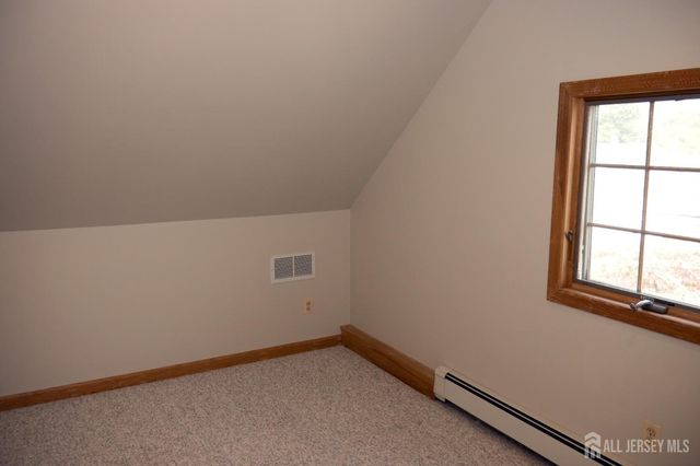 494 Harris Avenue B, Middlesex, NJ 08846