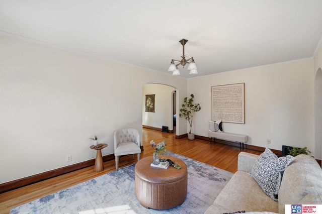 3315 S 17th Street, Lincoln, NE 68502