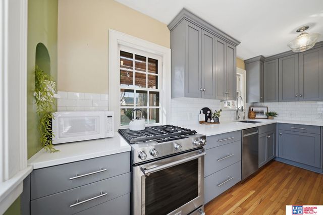 3315 S 17th Street, Lincoln, NE 68502