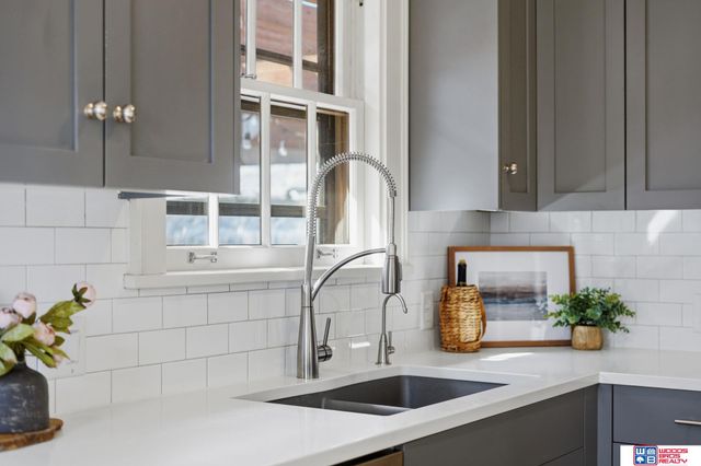 3315 S 17th Street, Lincoln, NE 68502