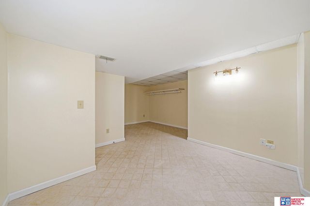 3315 S 17th Street, Lincoln, NE 68502