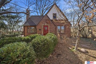 3315 S 17th Street, Lincoln, NE 68502