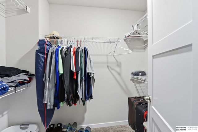 7801 N 147th Avenue, Bennington, NE 68007