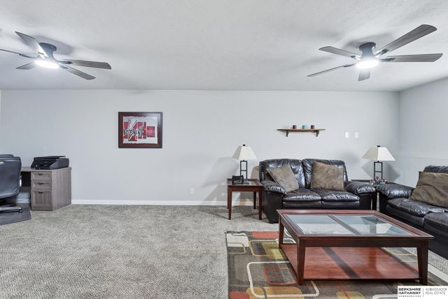 7801 N 147th Avenue, Bennington, NE 68007