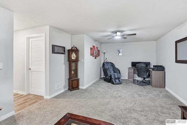 7801 N 147th Avenue, Bennington, NE 68007