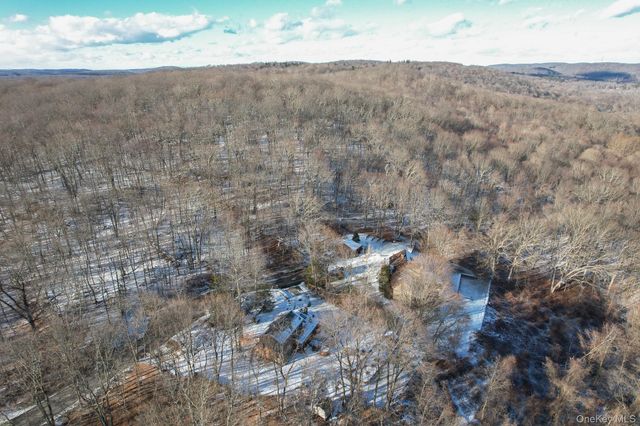 80 Bear Hill Road, Patterson, NY 12563