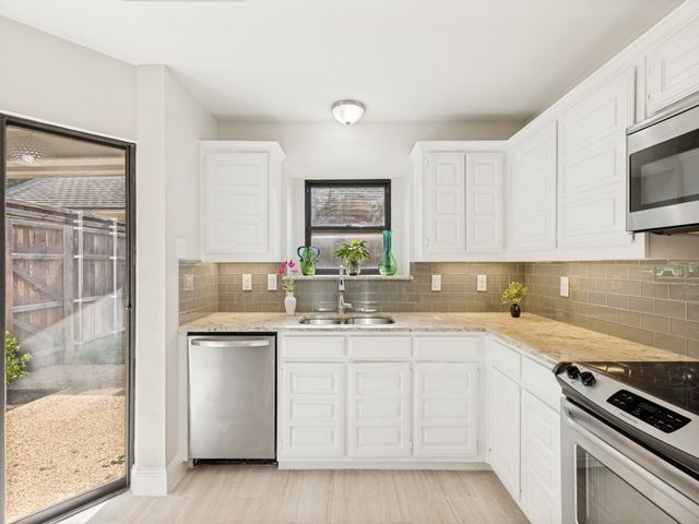 4010 Rive Lane, Addison, TX 75001