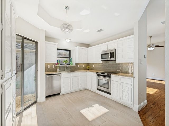 4010 Rive Lane, Addison, TX 75001