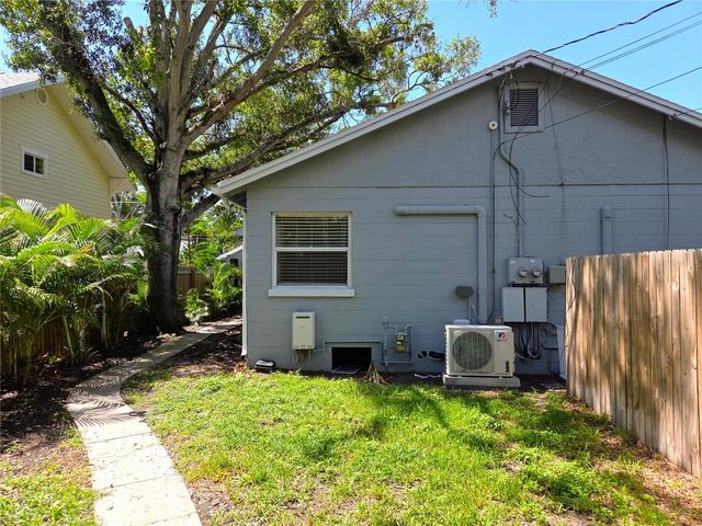 857 22ND AVENUE N 857, St Petersburg, FL 33704