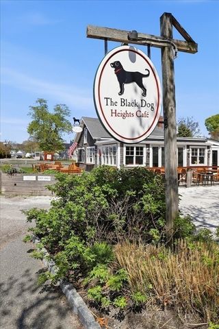 10 Vesper Ave, Falmouth, MA 02540