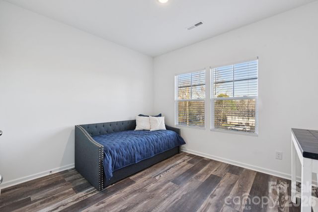 3567 Farmfield Drive, Claremont, NC 28610