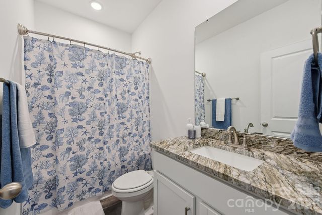 3567 Farmfield Drive, Claremont, NC 28610