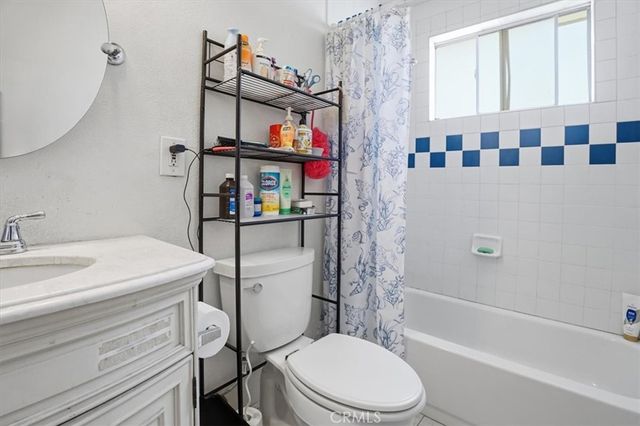 732 N Hartley, West Covina, CA 91790