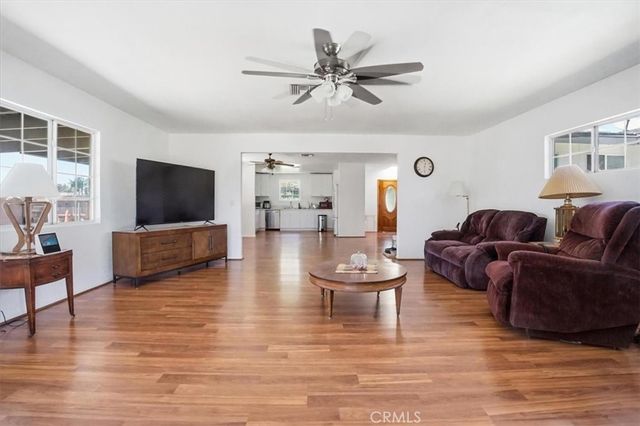 732 N Hartley, West Covina, CA 91790