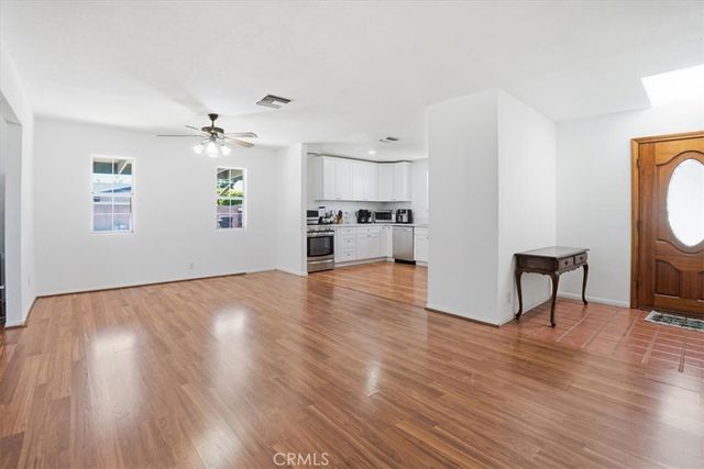 732 N Hartley, West Covina, CA 91790