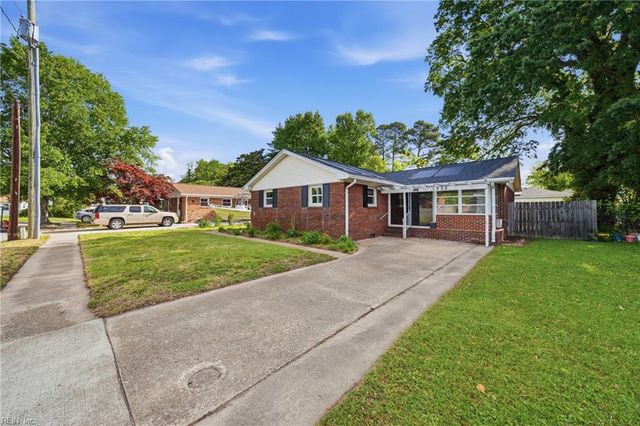 1332 Carlton CT, Norfolk, VA 23503