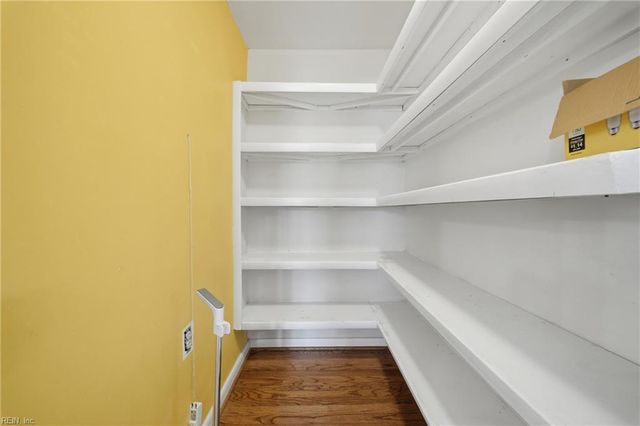 1332 Carlton CT, Norfolk, VA 23503