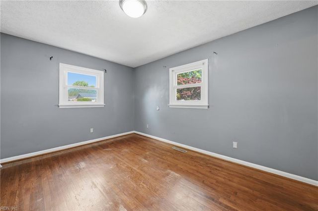 1332 Carlton CT, Norfolk, VA 23503