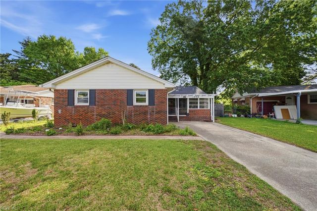 1332 Carlton CT, Norfolk, VA 23503