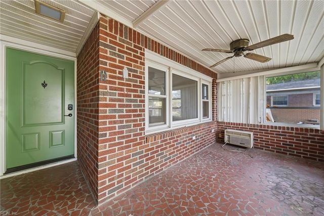 1332 Carlton CT, Norfolk, VA 23503