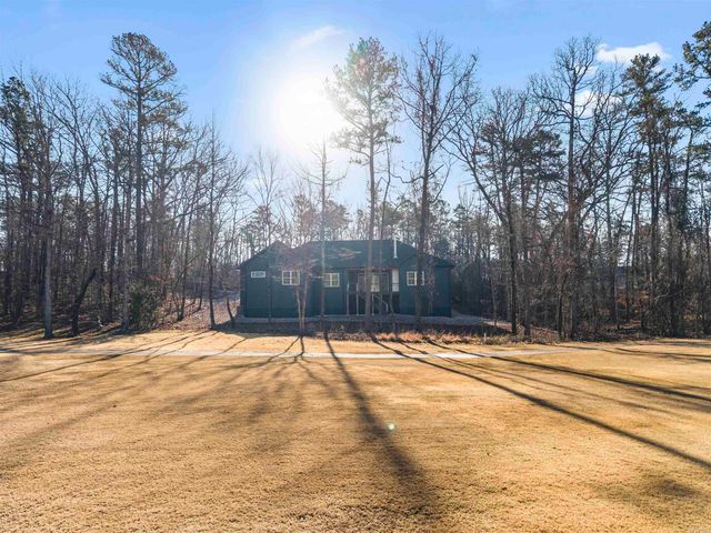 28 Darro Way, Hot Springs Village, AR 71909