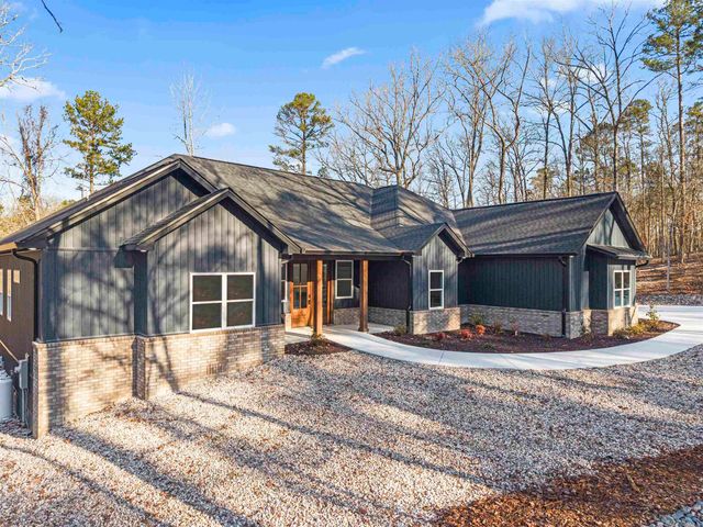 28 Darro Way, Hot Springs Village, AR 71909
