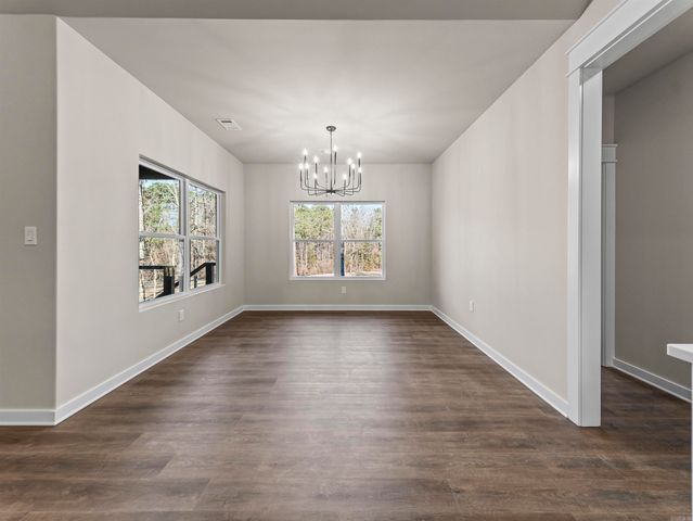 28 Darro Way, Hot Springs Village, AR 71909