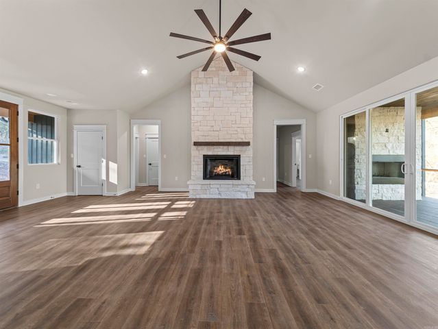 28 Darro Way, Hot Springs Village, AR 71909