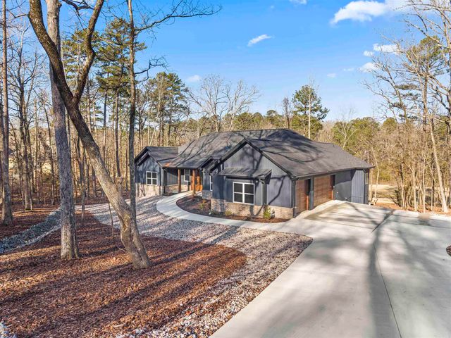 28 Darro Way, Hot Springs Village, AR 71909