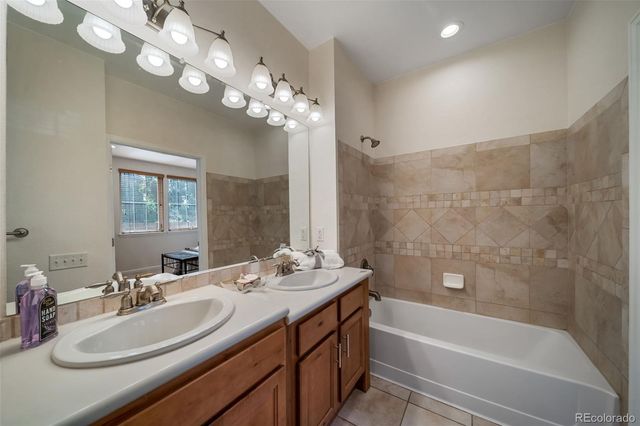 23372 E Chenango Place, Aurora, CO 80016