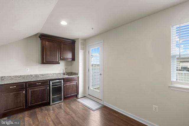 2065 CASE RD, Baltimore, MD 21222