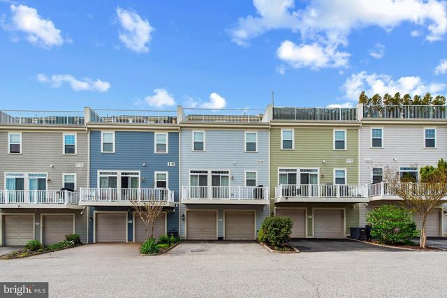 2065 CASE RD, Baltimore, MD 21222