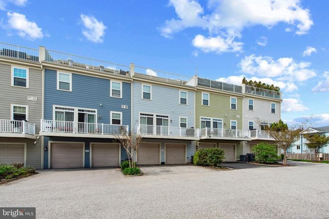 2065 CASE RD, Baltimore, MD 21222