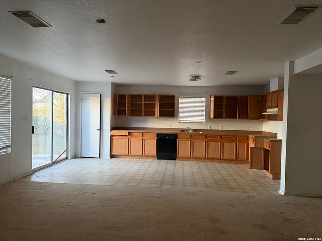 1310 SUNBEND FLS, San Antonio, TX 78224