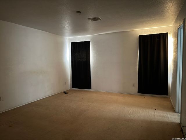 1310 SUNBEND FLS, San Antonio, TX 78224