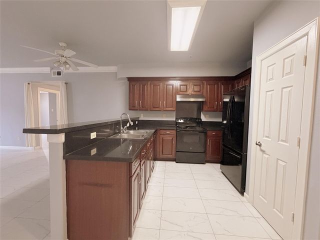 6611 W Sam Houston Parkway S 1G, Houston, TX 77072