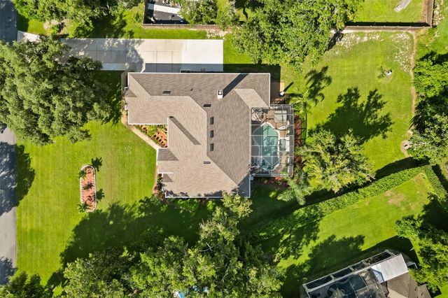 15828 CHESTNUT LN, Tavares, FL 32778