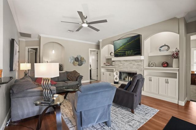 15828 CHESTNUT LN, Tavares, FL 32778